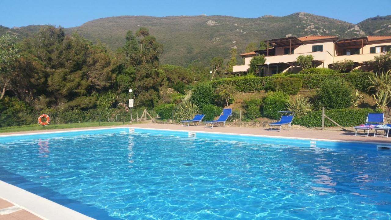 Elbamare Residence Con Piscina Nisporto Bagian luar foto